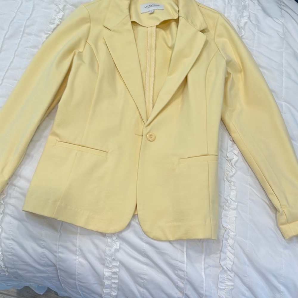 Liverpool Soft Yellow Blazer for Women